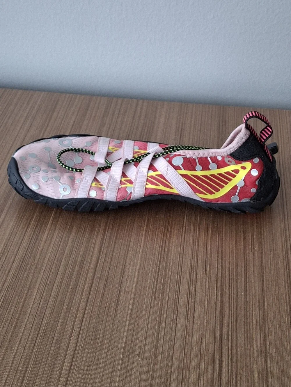 UBFEN Pink Water Shoes SZ 34 / US 2.5